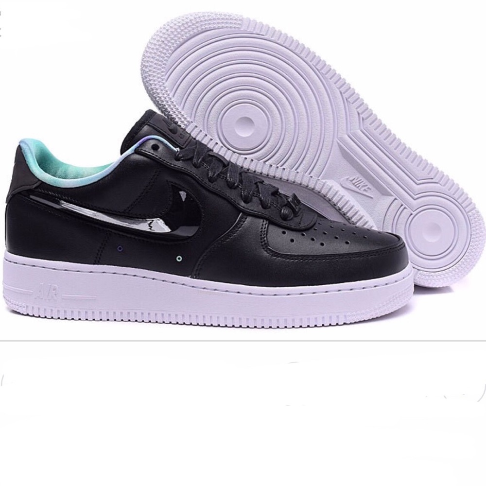 Nike Air Force LV8 Northern